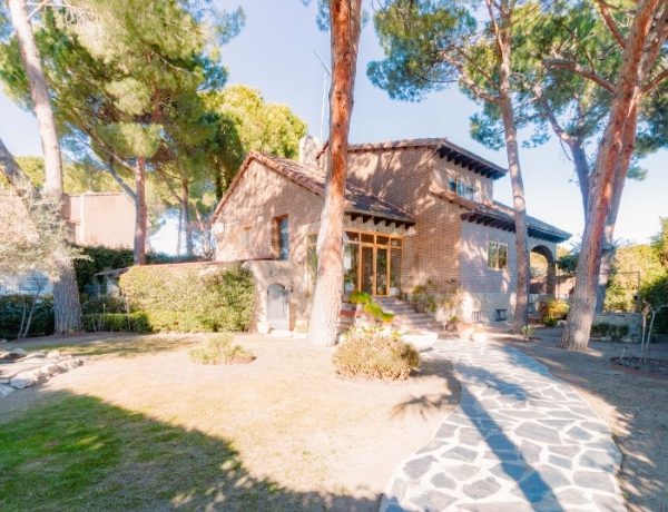 Casa o chalet independiente en venta en calle las Cercas